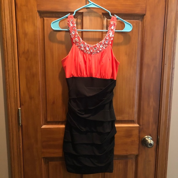 Homecoming Dress! - Picture 1 of 2